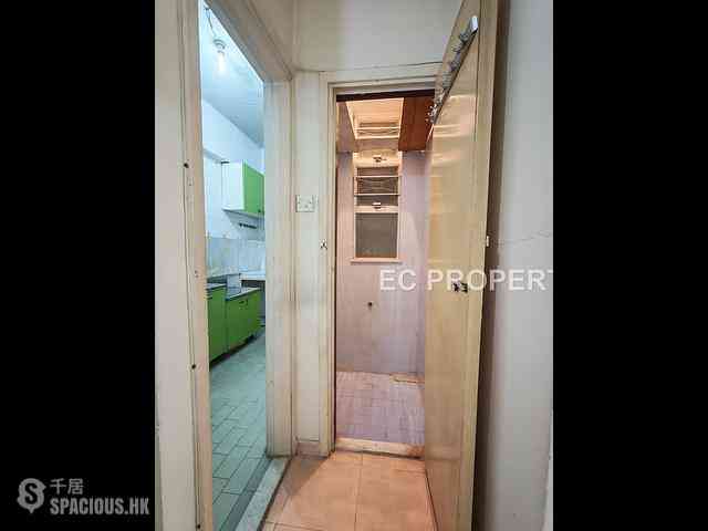 Tai Hang - Ming Sun Building 09