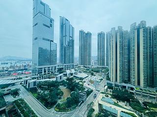 West Kowloon - The Harbourside 02