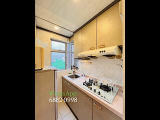 Mid Levels Central - Windsor Court 06
