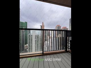 Sai Ying Pun - The Queens 03