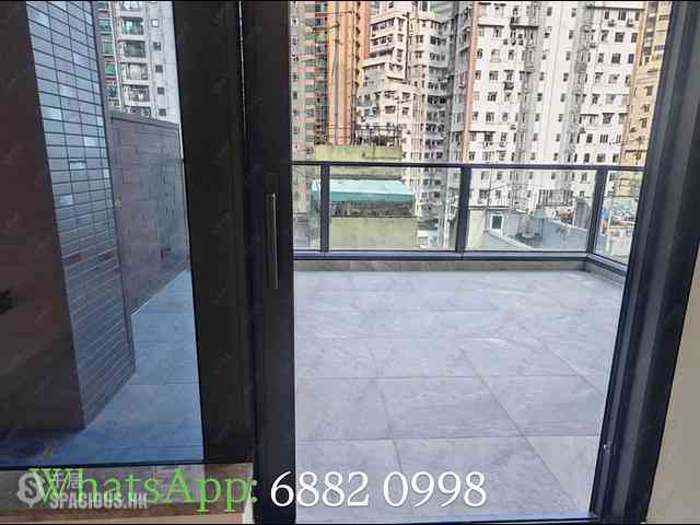 Sai Ying Pun - The Queens 01