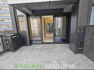 Sai Ying Pun - The Queens 02