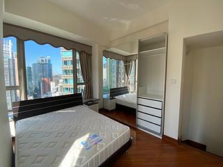Wan Chai - The Avenue Phase 2 Block 3 02