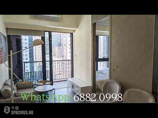 Sai Ying Pun - The Queens 02
