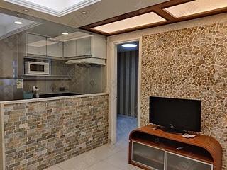 Wan Chai - Tonnochy Towers Block B 02