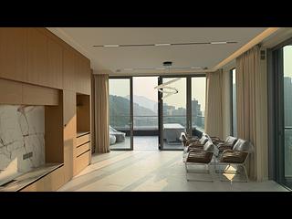 Sai Ying Pun - The Summa Block 1 08