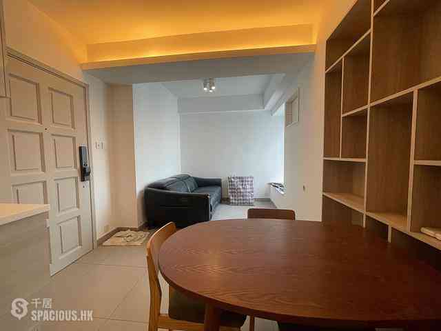 Poho - Rich View Terrace 02