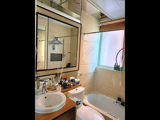 Tai Kok Tsui - Harbour Green Tower 1 05