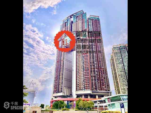 West Kowloon - The Arch 01