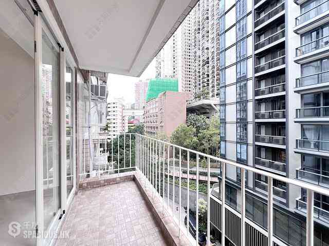 Wan Chai - Phoenix Court Block 1 01