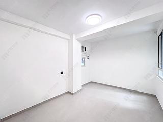 Wan Chai - Phoenix Court Block 1 07