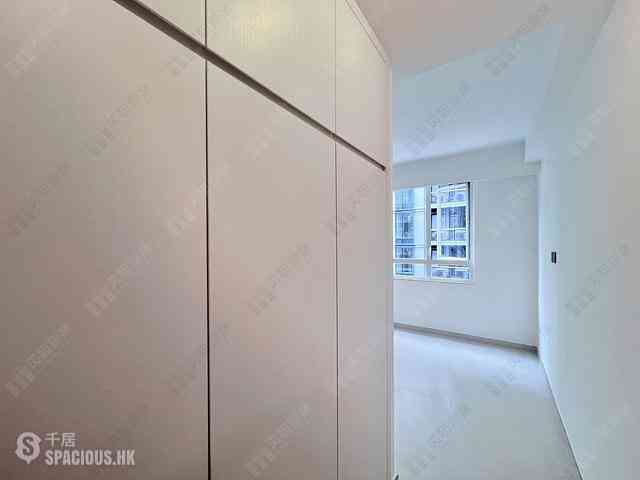 Wan Chai - Phoenix Court Block 1 10
