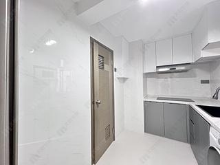Wan Chai - Phoenix Court Block 1 14