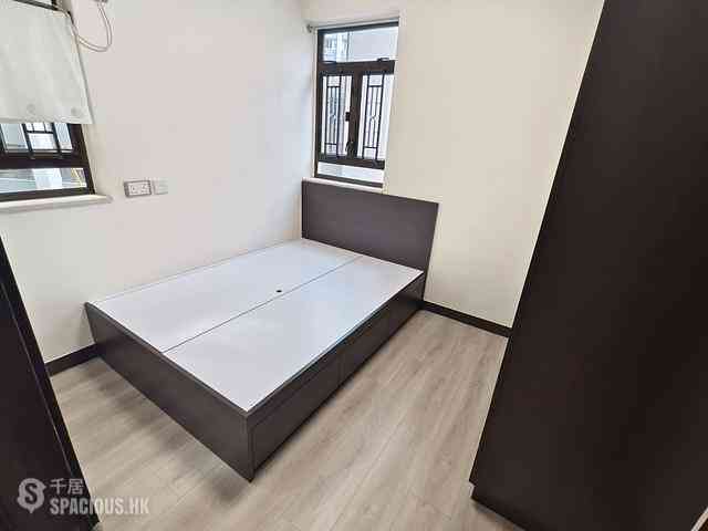 Fortress Hill - Kwong Chiu Terrace Block A 07