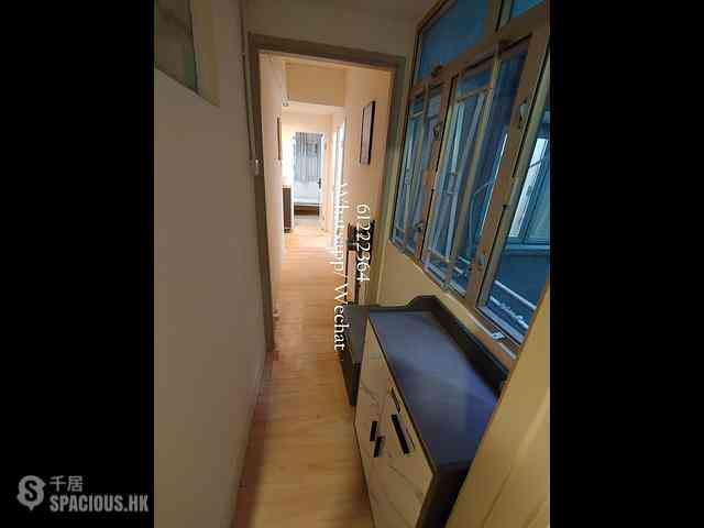 Shek Tong Tsui - 21-27, Po Tuck Street 18