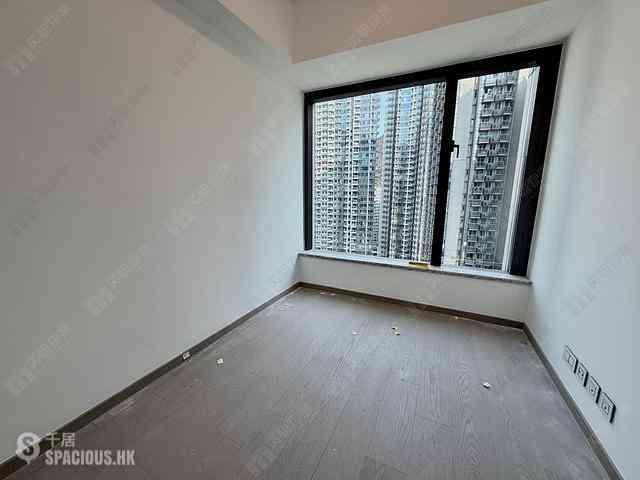 Wong Chuk Hang - The Southside Phase 3B Blue Coast Tower 1A 02