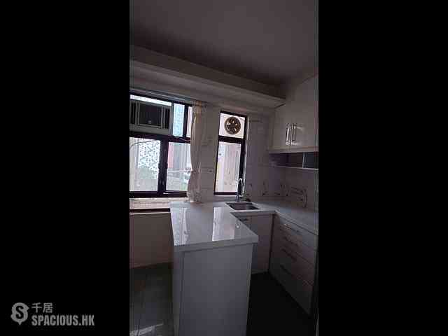 Sheung Wan - Kam Ho Mansion 03