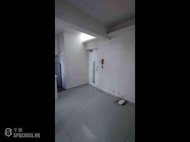 Sheung Wan - Kam Ho Mansion 04