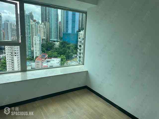 Sai Ying Pun - Centre Place 05