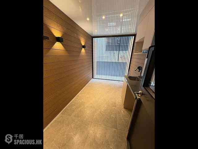 Cheung Sha Wan - Wing Ning Building 02