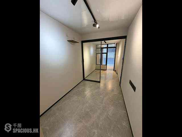 Cheung Sha Wan - Wing Ning Building 04