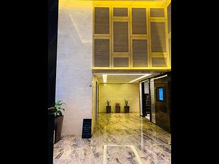 Sai Ying Pun - The Summa Block 2 16
