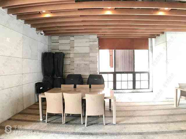 Sai Ying Pun - The Summa Block 2 18