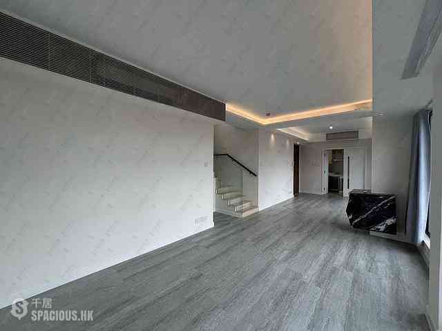 Sai Ying Pun - The Babington 12