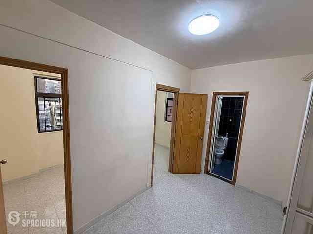 Mong Kok - Lauren Court 01