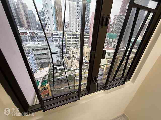 Mong Kok - Lauren Court 07