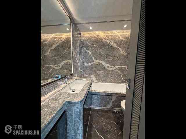 Wong Chuk Hang - The Southside Phase 3B Blue Coast Tower 2B 07