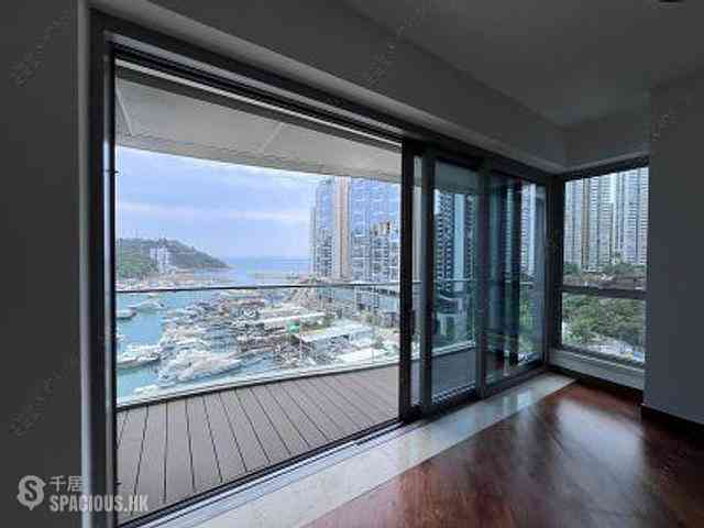 Ap Lei Chau - Marina South 01