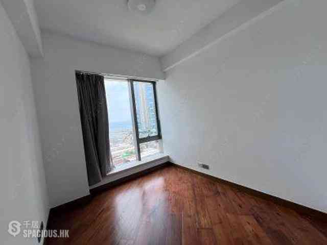 Ap Lei Chau - Marina South 04