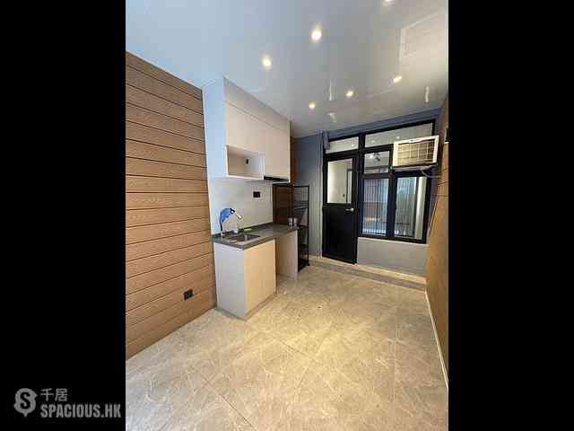 Cheung Sha Wan - Wing Ning Building Block A 04