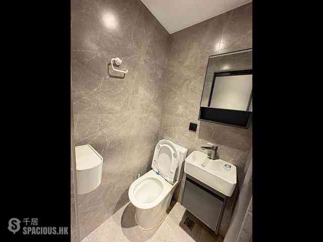 Cheung Sha Wan - Wing Ning Building Block A 07