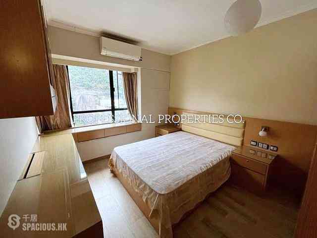 Mid Levels Central - Elegant Terrace 04