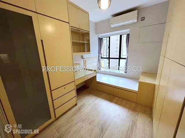Mid Levels Central - Elegant Terrace 06