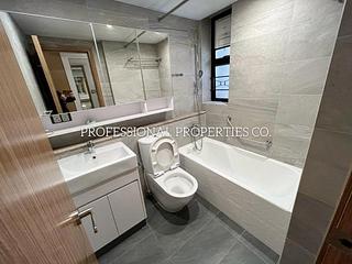 Mid Levels Central - Elegant Terrace 05