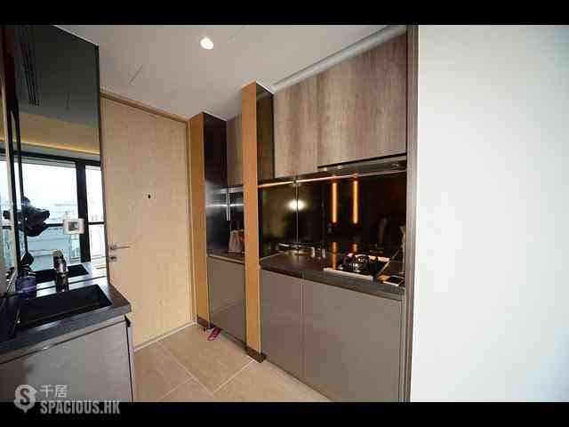 North Point - One Prestige 03