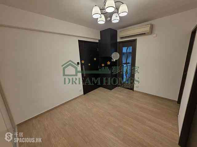 Sai Ying Pun - Hang Sing Mansion 02