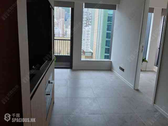 Sai Ying Pun - Bohemian House 02