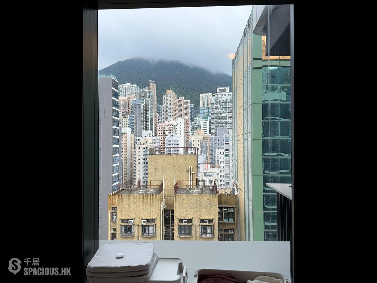 Sai Ying Pun - Bohemian House 01