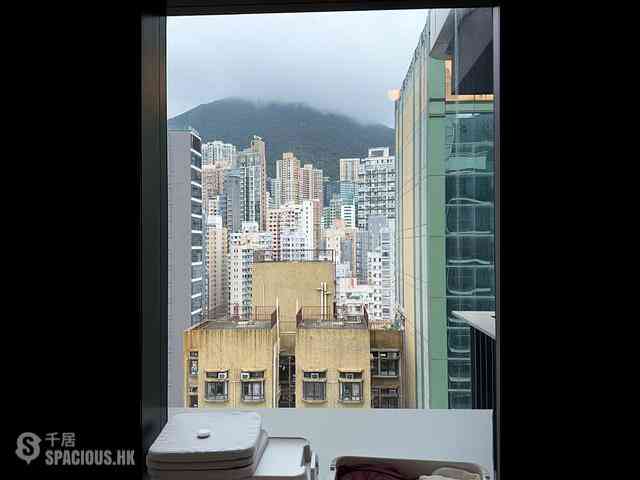 Sai Ying Pun - Bohemian House 01