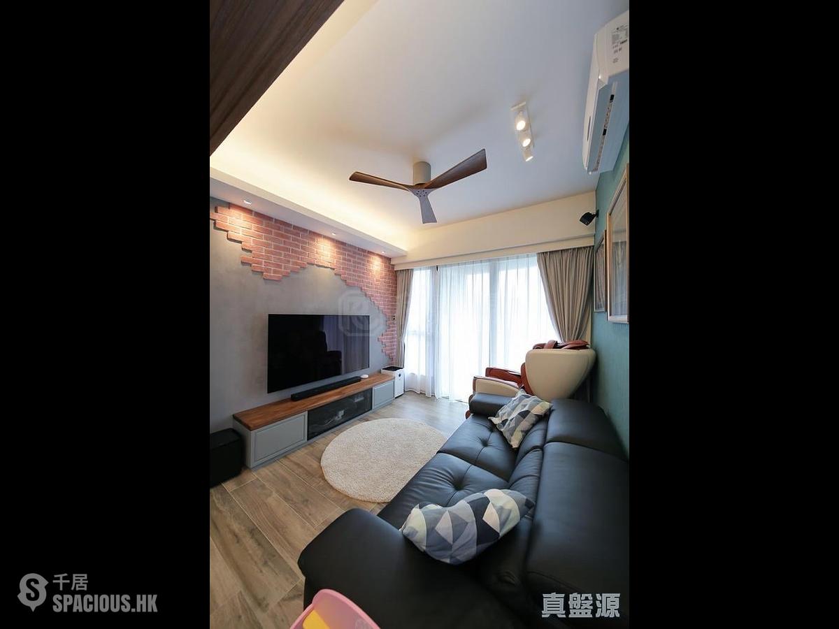 Tseung Kwan O - The Papillons Block 3 01