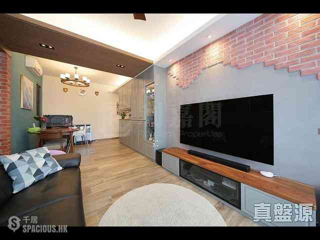 Tseung Kwan O - The Papillons Block 3 02