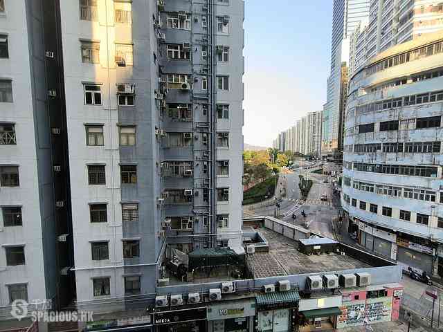 Quarry Bay - Finnie 03