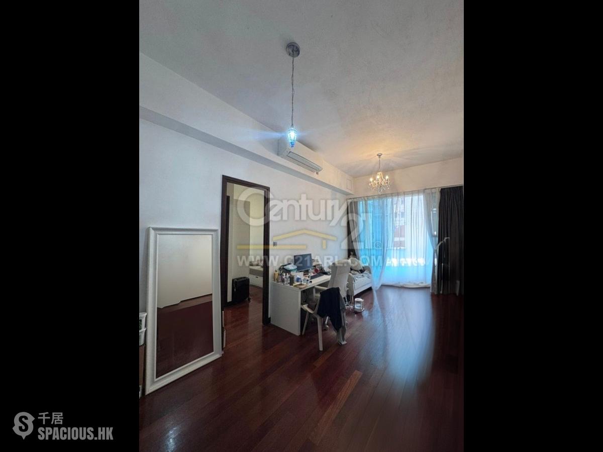 Wan Chai - J Residence 01