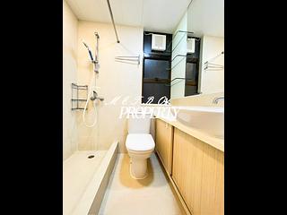 Sai Ying Pun - Golden Phoenix Court 09