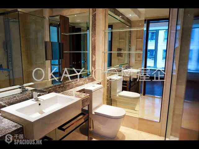 Wan Chai - The Avenue Phase 2 06