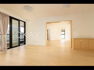 Soho - Albron Court 02